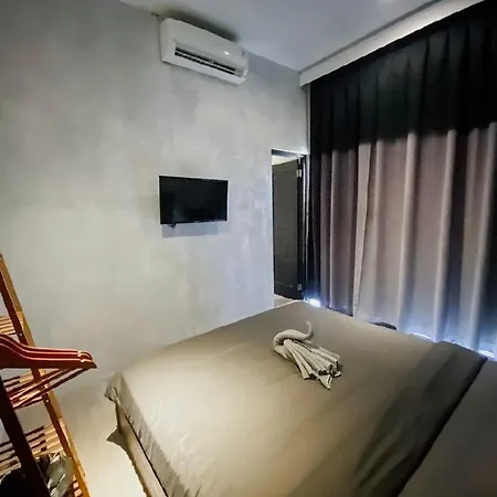 Escotel Krisnantara